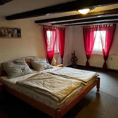 Pension Zum Faesschen ナウムブルク エクステリア 写真